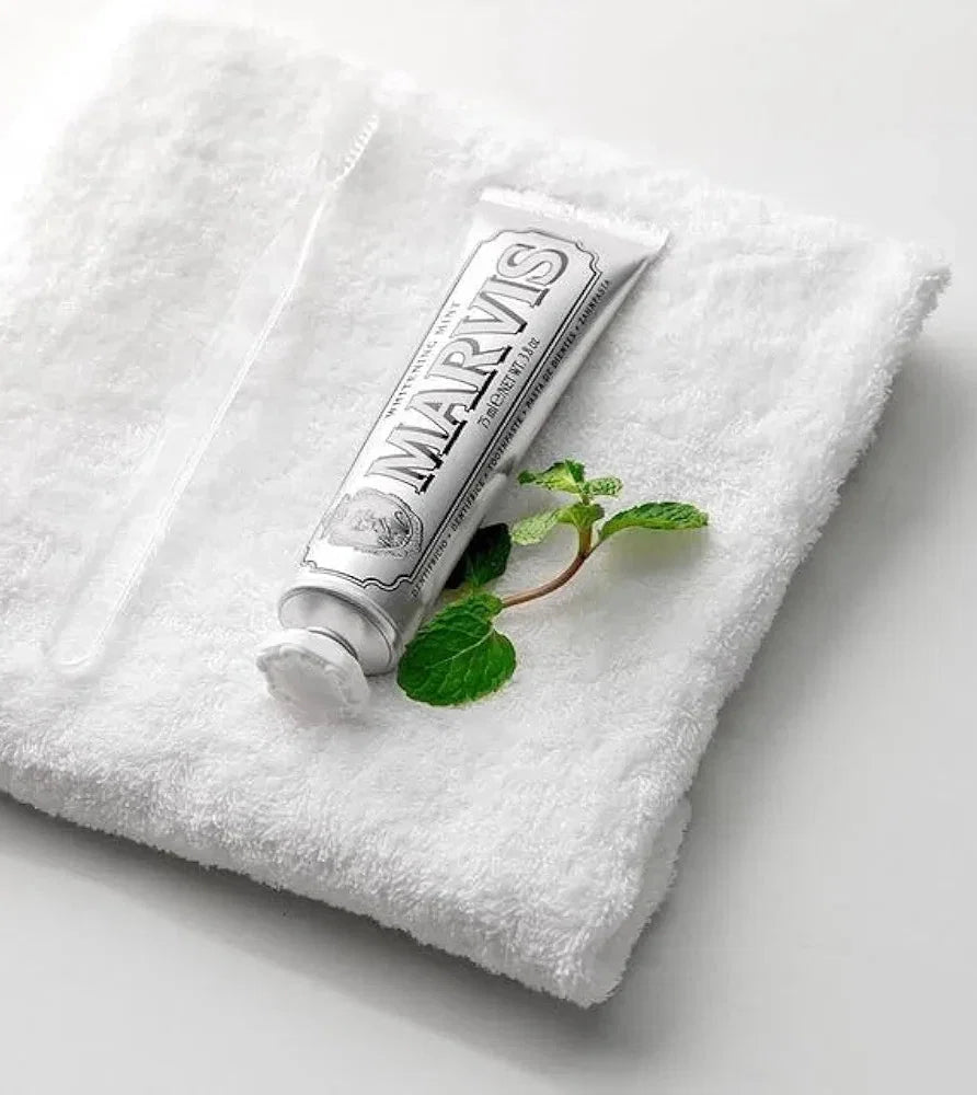 Marvis Whitening Mint Freshen Breath and Remove Smoke Stains Toothpaste