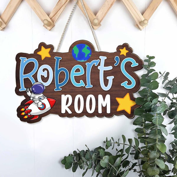 Personalized Astronaut Name Sign: Custom Wooden Nursery Decor