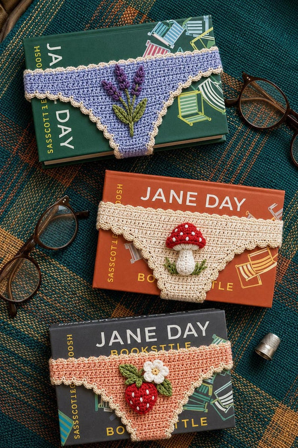 Floral Crochet Bookmark for Readers, Handmade Book Thong, Cute Bookish Gift, Flower Page Holder, Reader Accessory
